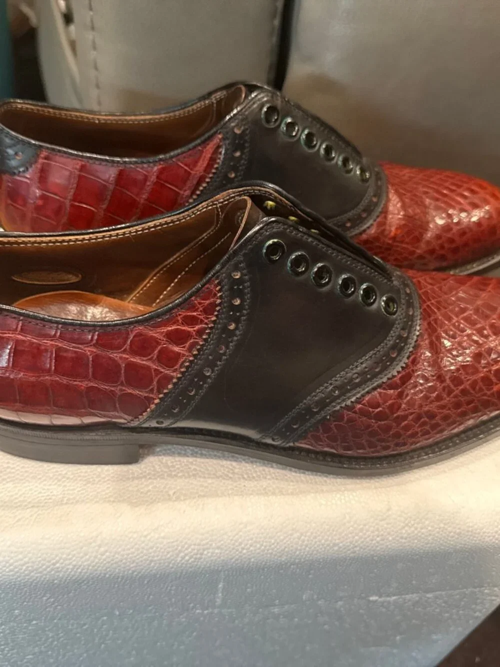 Men's Vintage Bespoke Lee Kee Alligator Saddle Shoes